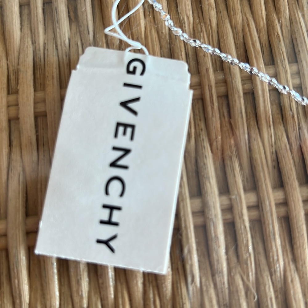 BRAND NEW Givenchy 16” Drop Crystal Pendant Necklace. - Picture 12 of 13